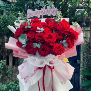 Bó Hoa Hồng Đỏ Lãng Mạn Dành Tặng Người Thương
