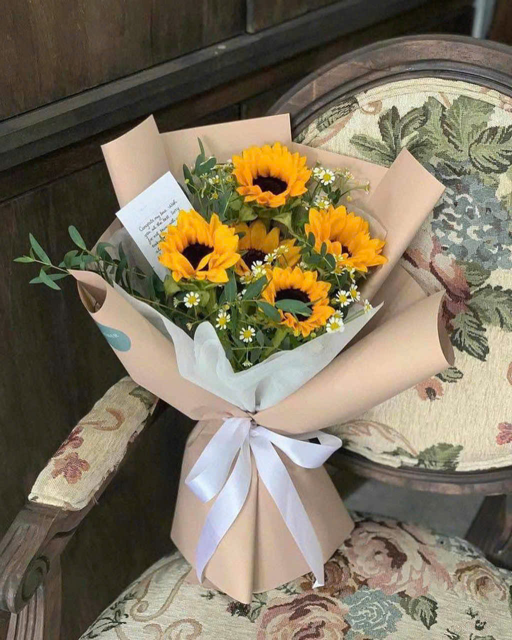 Hoa Tốt Nghiệp Hướng Dương Phong Cách Hàn Quốc